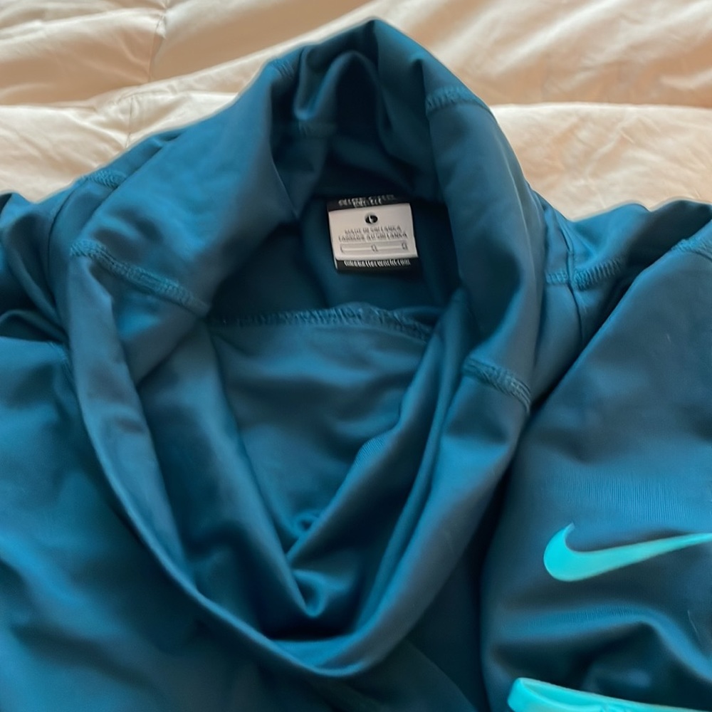 Nike Pro Dri-fit long sleeve teal green top athletic under armor base layer